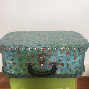 AMAZING holographic insect SUITCASE